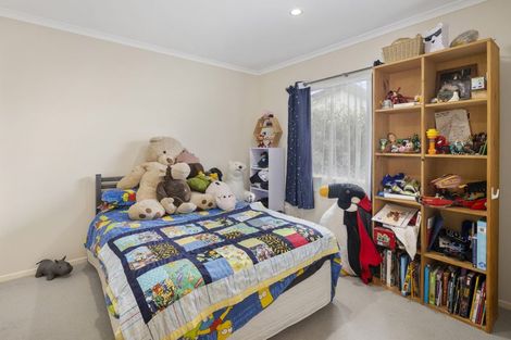 Photo of property in 231 Mark Avenue, Grenada Village, Wellington, 6037