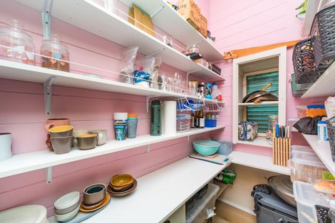 Photo of property in 103 Featherston Street, Takaro, Palmerston North, 4412