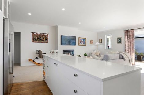 Photo of property in 22 Ruge Court, Cambridge, 3434