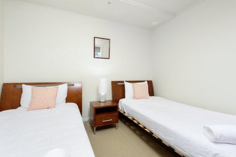 Photo of property in Atlas Apartments, 8/49 Maunganui Road, Mount Maunganui, 3116