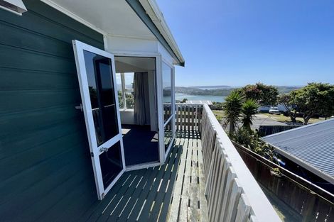 Photo of property in 137 Conclusion Street, Ascot Park, Porirua, 5024