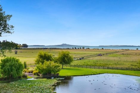 Photo of property in 42 Porterfield Road, Whitford, Howick, 2571