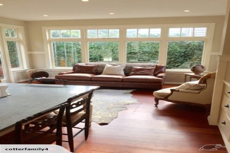 Photo of property in 10 Glen Road, Kelburn, Wellington, 6012