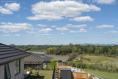 Photo of property in 4 Oyster Place, Omokoroa, 3114
