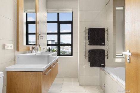 Photo of property in Chaffers Dock, 406/22 Herd Street, Te Aro, Wellington, 6011