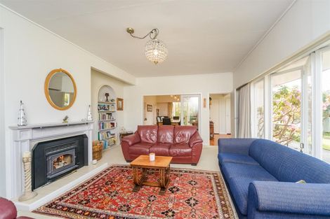 Photo of property in 35 Wanganui Road, Marton, 4710