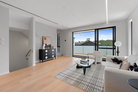 Photo of property in 6/36 William Souter Street, Forrest Hill, Auckland, 0620