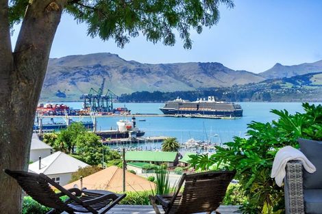 Photo of property in 2 Webb Lane, Lyttelton, 8082