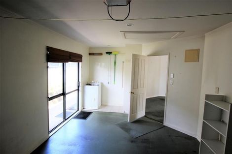 Photo of property in 1/12 Beatrice Avenue, Hillcrest, Auckland, 0627