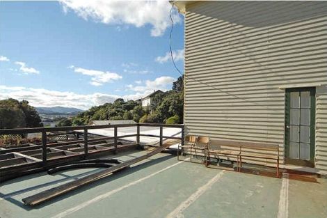 Photo of property in 93 Monorgan Road, Strathmore Park, Wellington, 6022