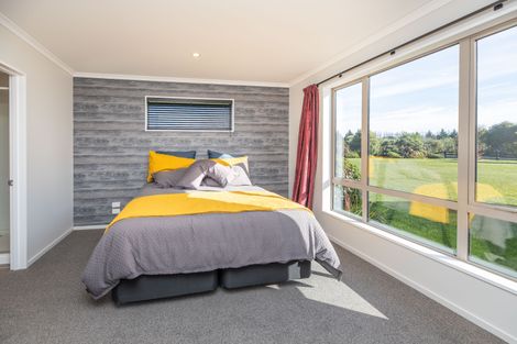 Photo of property in 7 Macdonalds Lane, Waikuku, Rangiora, 7473