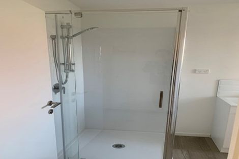 Photo of property in 33 Tuckers Road, Redwood, Christchurch, 8051