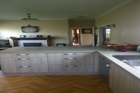 Photo of property in 15 Nichol Street, Heidelberg, Invercargill, 9812