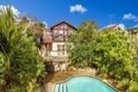 Photo of property in 3 Beulah Avenue, Rothesay Bay, Auckland, 0630