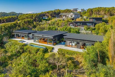 Photo of property in 3 Elizabeth Point Road, Kawau Island, 0920