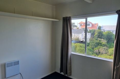 Photo of property in 29a Harbour View Road, Northland, Wellington, 6012