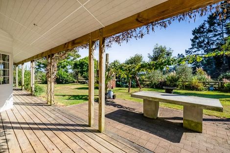 Photo of property in 427 Mataro Road, Onaero, Urenui, 4375