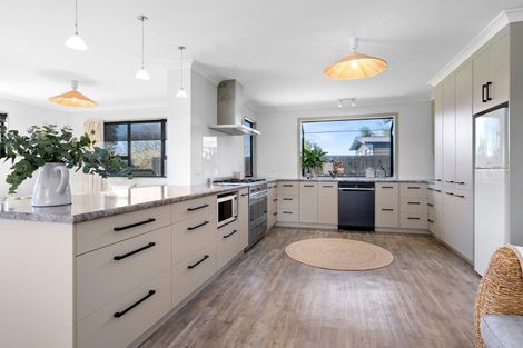 Photo of property in 43 Forrest Road, Cambridge, 3493