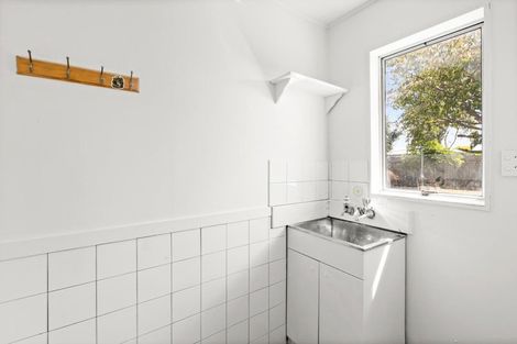 Photo of property in 8 Cortes Crescent, Flaxmere, Hastings, 4120