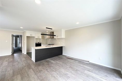 Photo of property in 31 Combat Street, Papakura, 2110