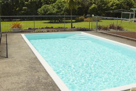 Photo of property in 10 Kendall Road, Kerikeri, 0230