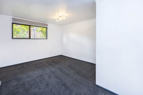Photo of property in 13 Seymour Grove, Kingsley Heights, Upper Hutt, 5018