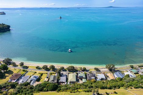 Photo of property in 20 Matakatia Parade, Matakatia, Whangaparaoa, 0930