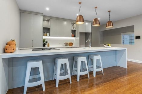 Photo of property in 102 Bassett Road, Remuera, Auckland, 1050