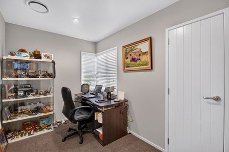 Photo of property in 39 Percy Berry Place, Havelock North, 4130