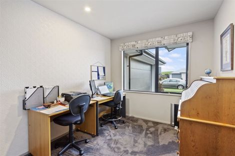 Photo of property in 32 Beachvale Drive, Kaiapoi, 7630