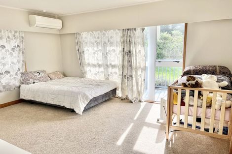 Photo of property in 14 Lyttelton Avenue, Forrest Hill, Auckland, 0620