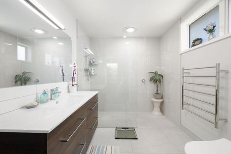 Photo of property in 33 Te Wairere Crescent, Kerikeri, 0230