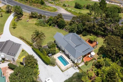 Photo of property in 43 Sunnyvale Road, Massey, Auckland, 0614