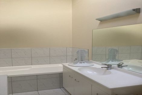 Photo of property in 8 Mitika Way, Strathmore Park, Wellington, 6022