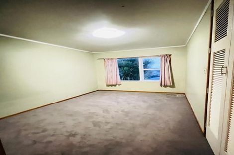 Photo of property in 1 Sovereign Place, Glenfield, Auckland, 0629