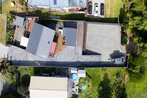 Photo of property in 36 Moffat Road, Red Beach, 0932