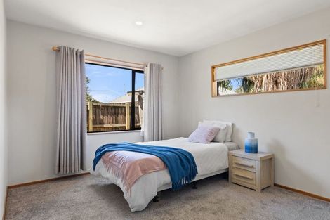 Photo of property in 2/3 Worthy Street, Ilam, Christchurch, 8041