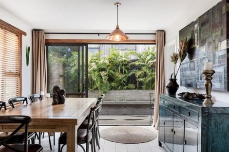 Photo of property in 55 Pitau Road, Mount Maunganui, 3116