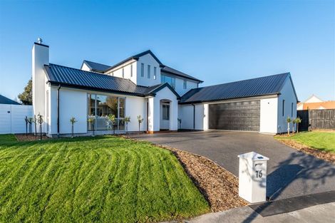 Photo of property in 75 Woodhurst Drive, Casebrook, Christchurch, 8051