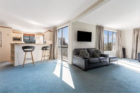 Photo of property in 295 Main Road, Tawa, Wellington, 5028