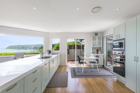 Photo of property in 11 Motuhara Road, Plimmerton, Porirua, 5026