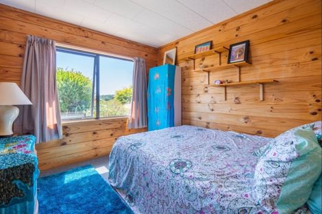 Photo of property in 338 Ngarara Road, Waikanae, 5391