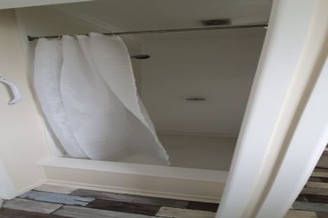 Photo of property in 48 Rangiora Street, Castlecliff, Whanganui, 4501