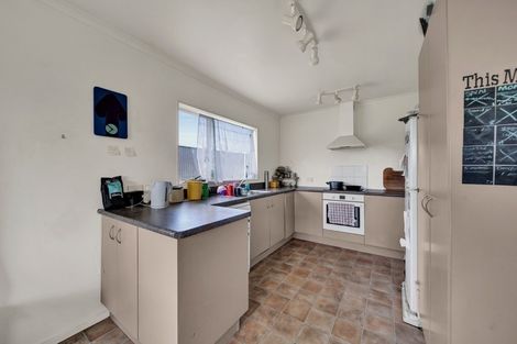 Photo of property in 5 Warwick Road, Stratford, 4332