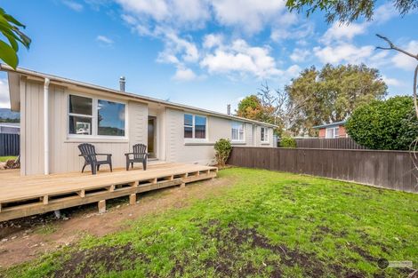 Photo of property in 2/121 Clouston Park Road, Clouston Park, Upper Hutt, 5018