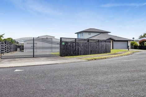 Photo of property in 17 Ponderosa Place, Opunake, 4616