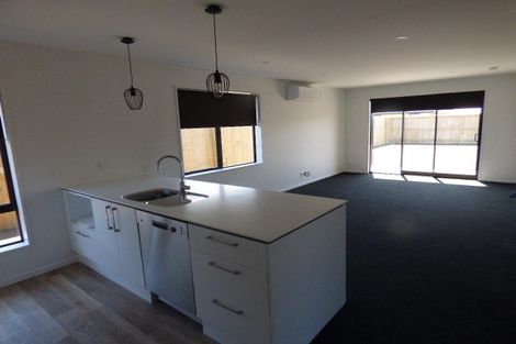 Photo of property in 40 Tara Crescent, Woodend, 7610