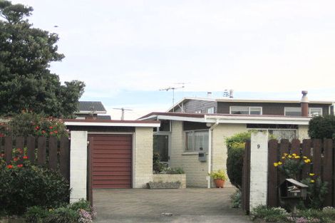 Photo of property in 9 Bermuda Grove, Paraparaumu Beach, Paraparaumu, 5032