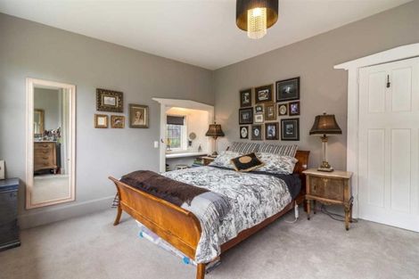 Photo of property in 166 Fendalton Road, Fendalton, Christchurch, 8052