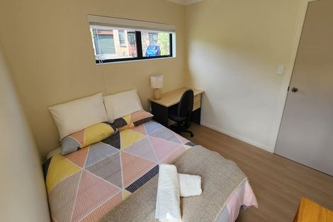 Photo of property in 20 Mercury Lane, Windsor Park, Auckland, 0632